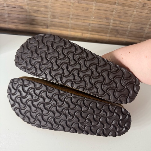 Birkenstock NEW Buckley Suede Clogs in Brown 9 - Picture 7 of 8